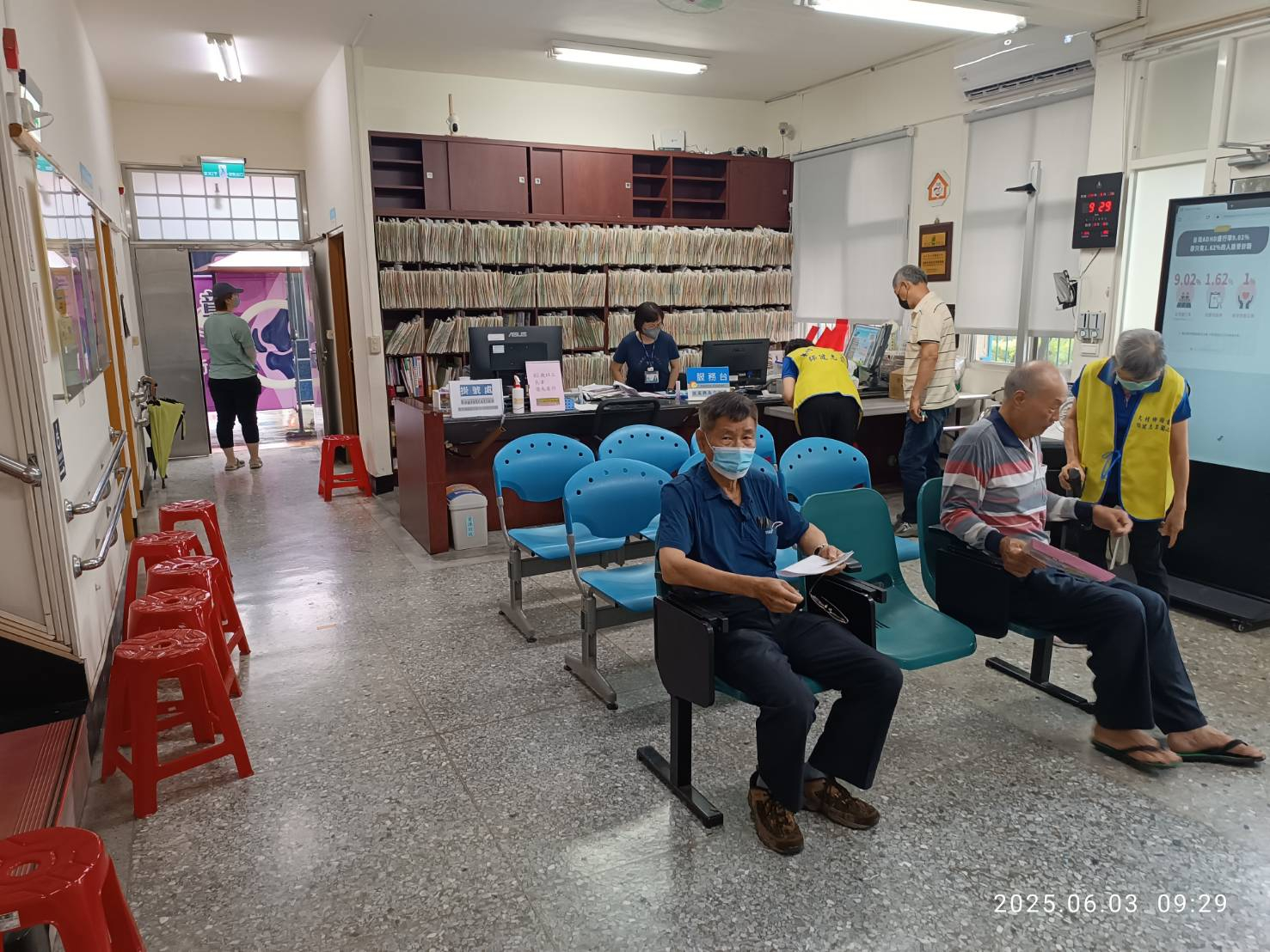 114年06月03日於衛生所辦理骨密度檢查照片1