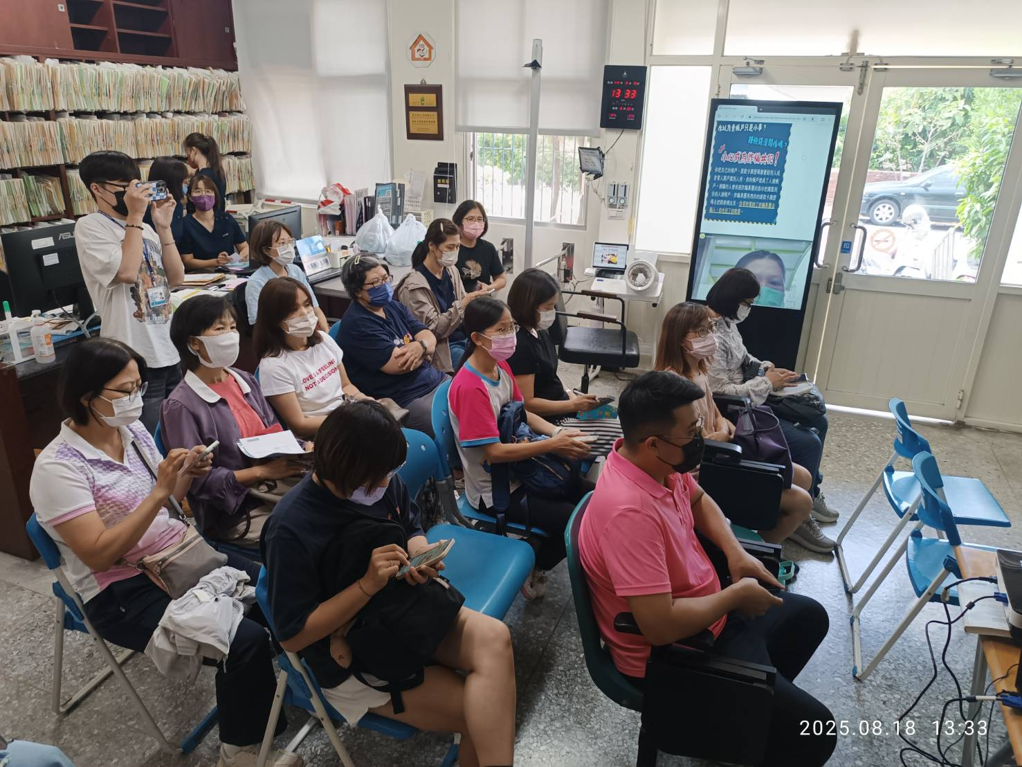 114年08月18日校園防疫會議照片5