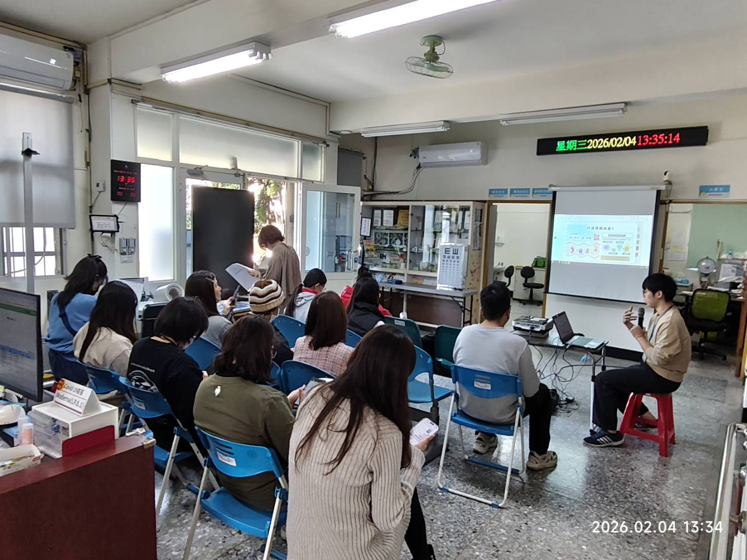 115年02月04日校園防疫會議照片5
